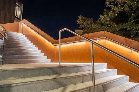 illuminated handrail